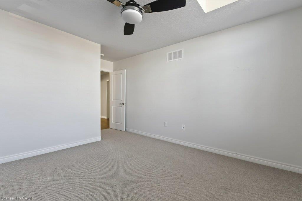 8-4297 East Avenue Property Photo 22