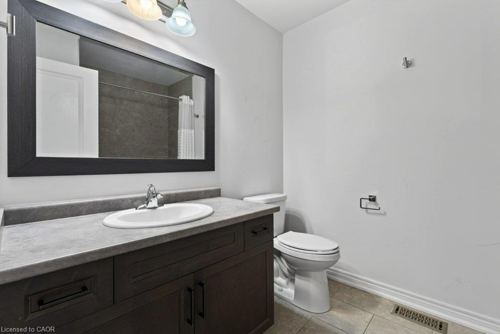 8-4297 East Avenue Property Photo 26