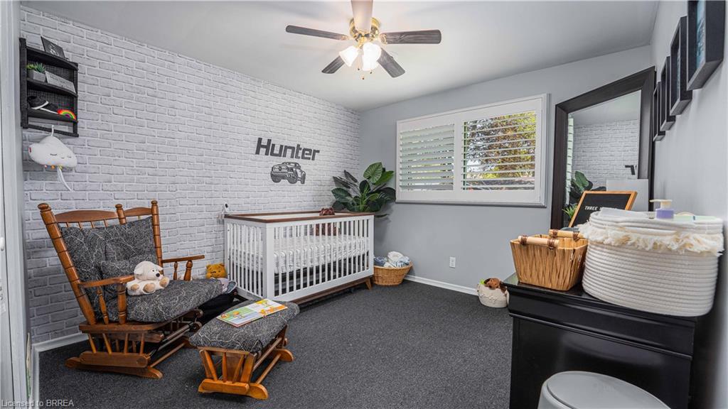 10 Aaron Place Property Photo 13