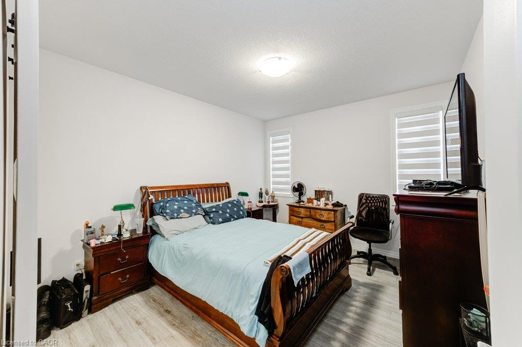 102 Livingston Drive Property Photo 15