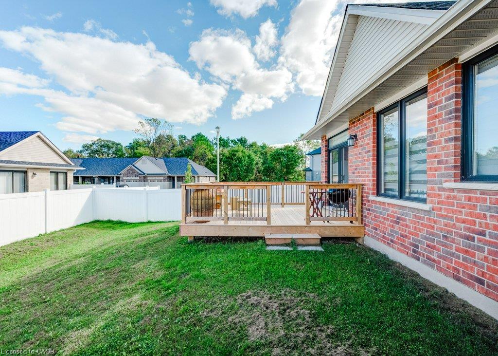 102 Livingston Drive Property Photo 40