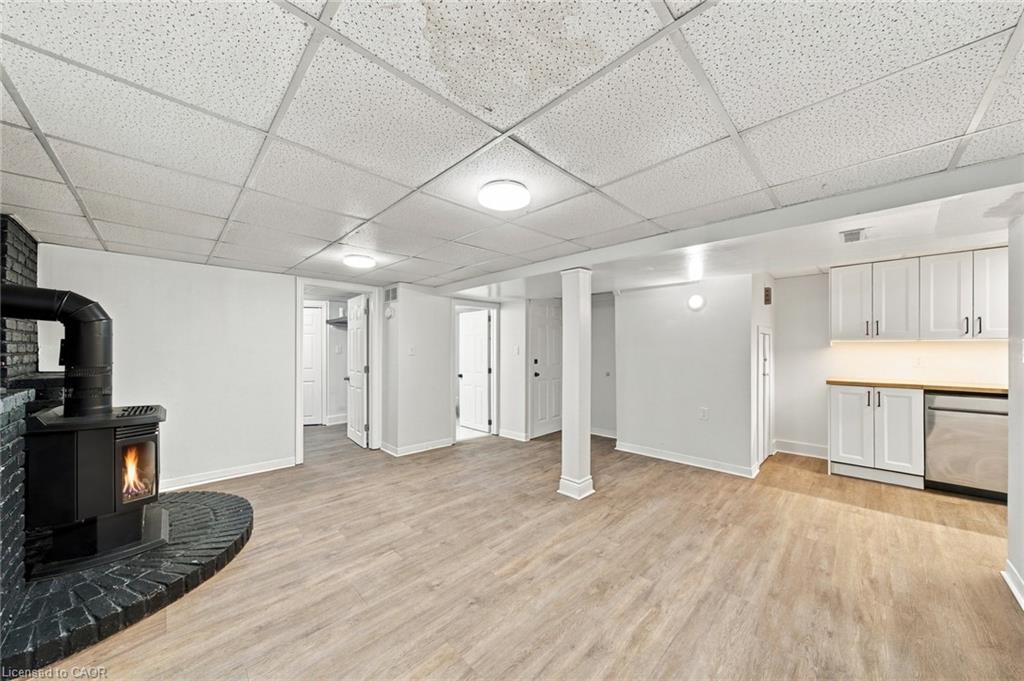 52 Bogart Street Property Photo 6