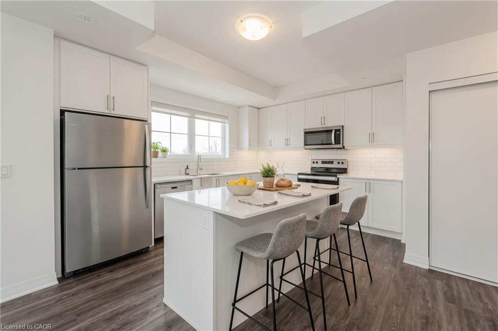 201-265 Cotton Grass Street Property Photo 4
