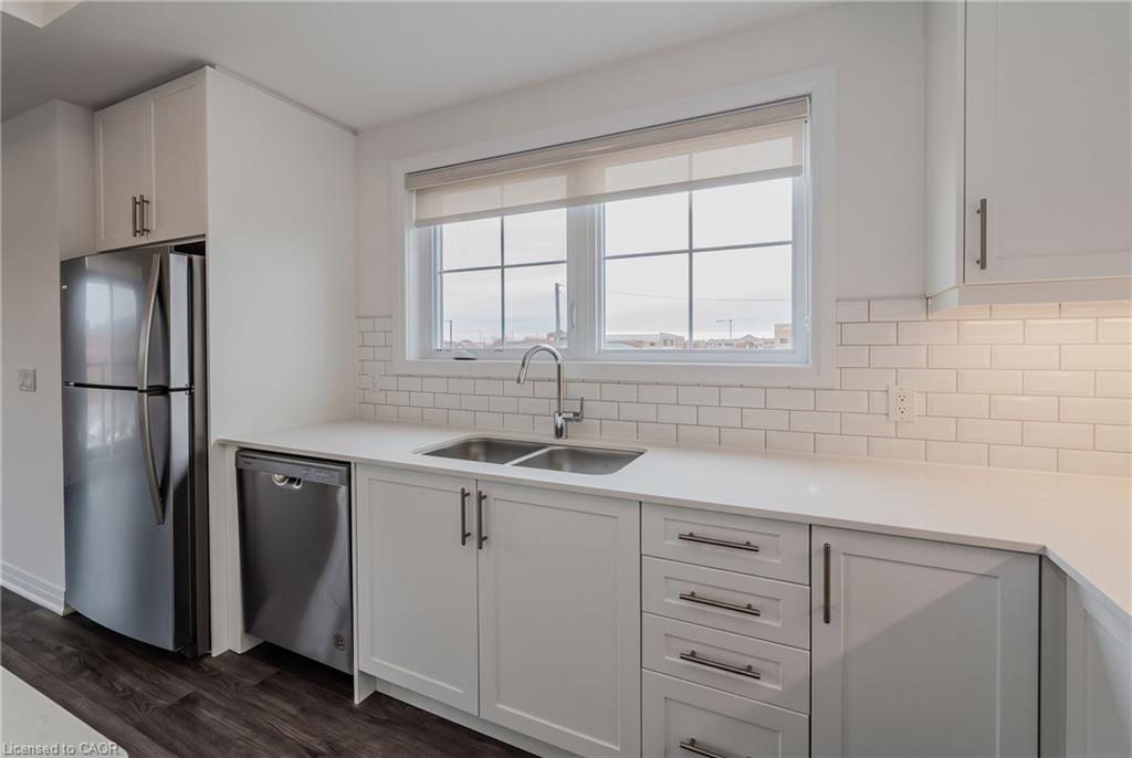 201-265 Cotton Grass Street Property Photo 6