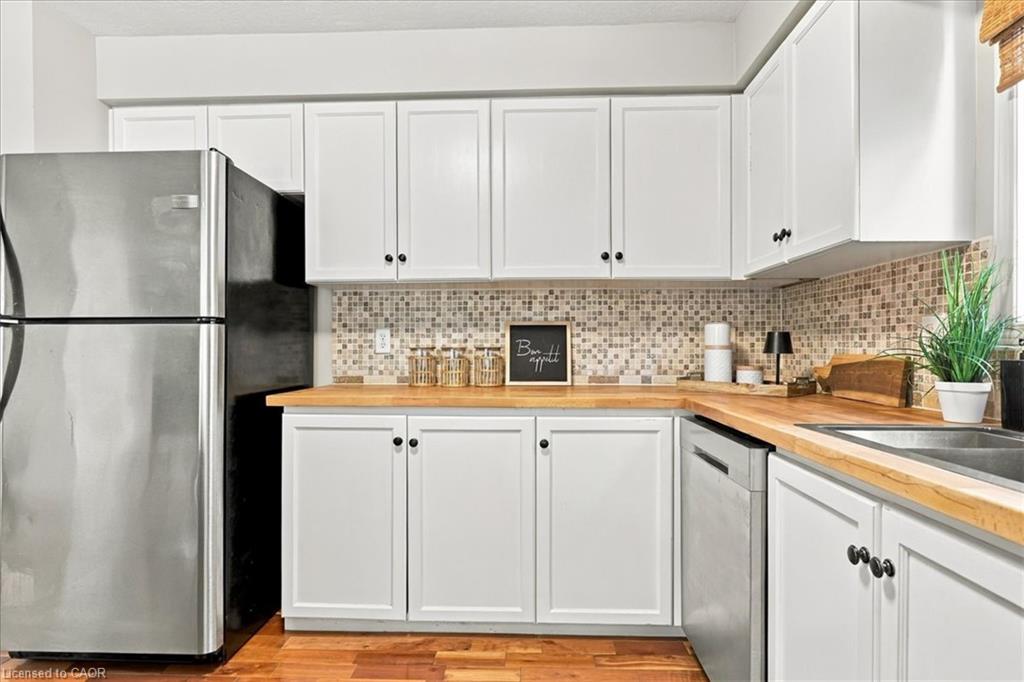 508 Brookmill Crescent Property Photo 13