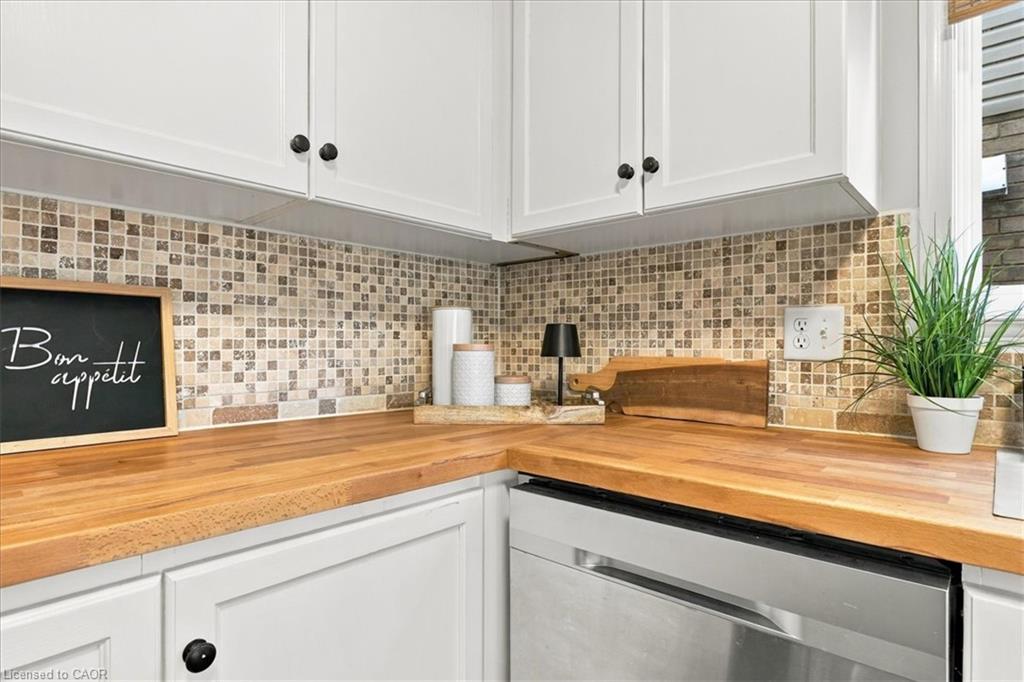 508 Brookmill Crescent Property Photo 14