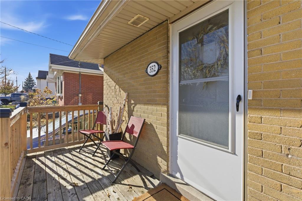 352 East 28th Street Property Photo 5