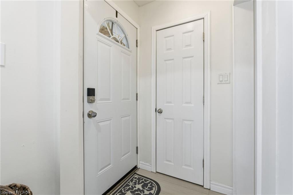352 East 28th Street Property Photo 7