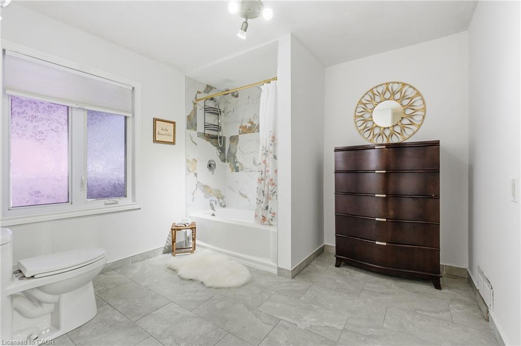 352 East 28th Street Property Photo 26