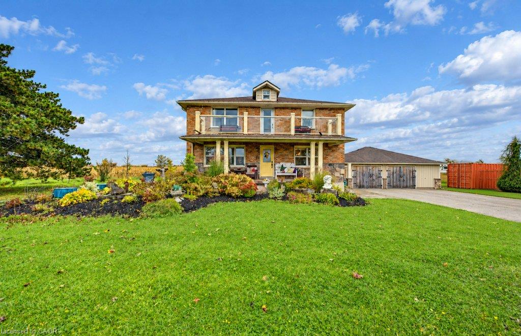 1529 Nafziger Road Property Photo 1