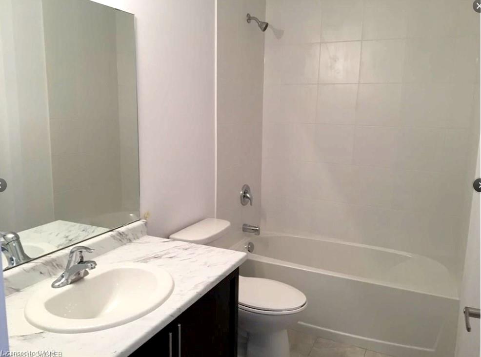 203-125 Shoreview Place Property Photo 20