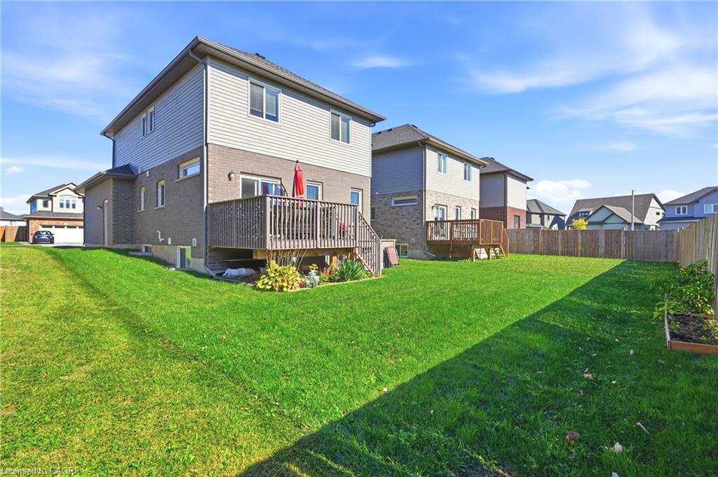 71 Laurent Avenue Property Photo 32
