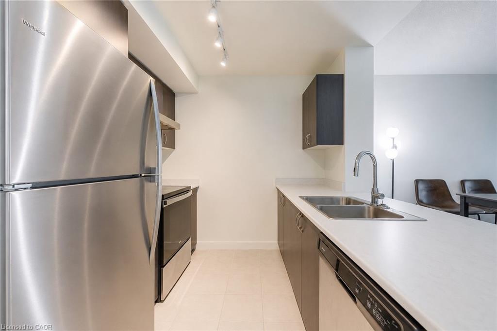 309-10 Wilby Crescent Property Photo 5