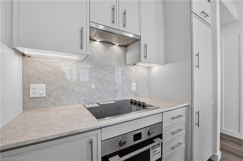709-461 Green Road Property Photo 10