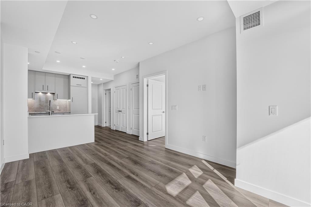 709-461 Green Road Property Photo 29