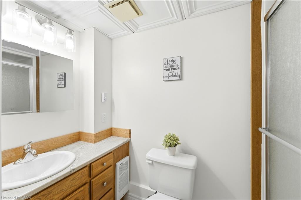 1380 Queen's Boulevard Property Photo 8