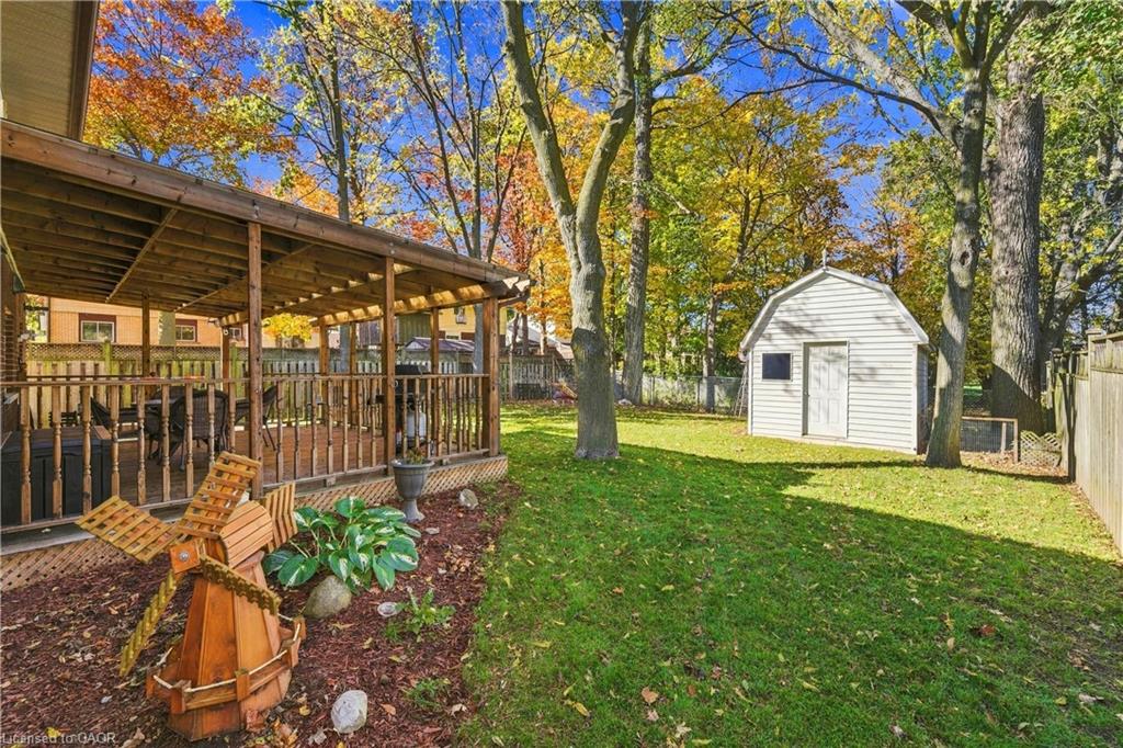 1380 Queen's Boulevard Property Photo 15