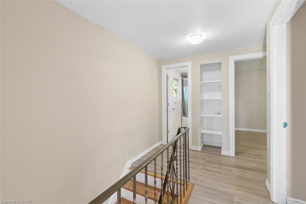 8 Forest Glen Crescent Property Photo 16