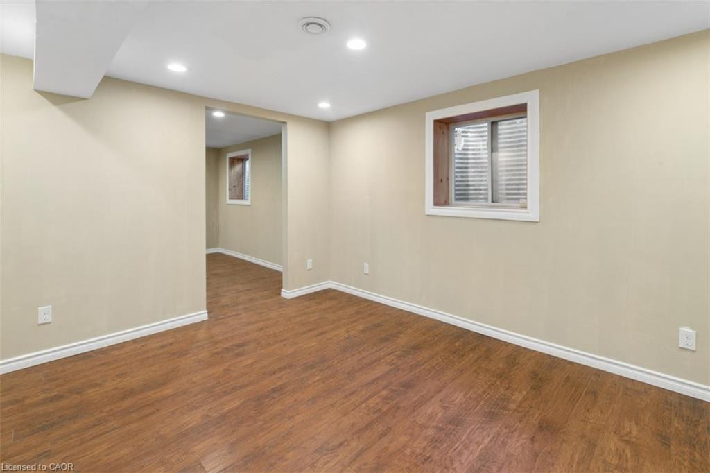 8 Forest Glen Crescent Property Photo 18