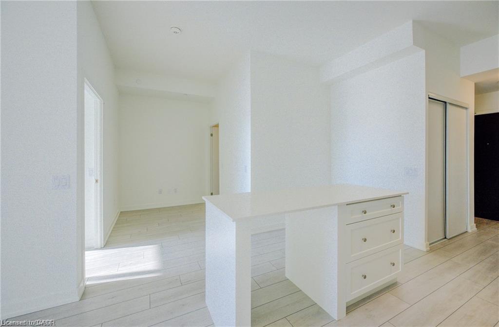 55 Duke Street Unit 214 Property Photo 10