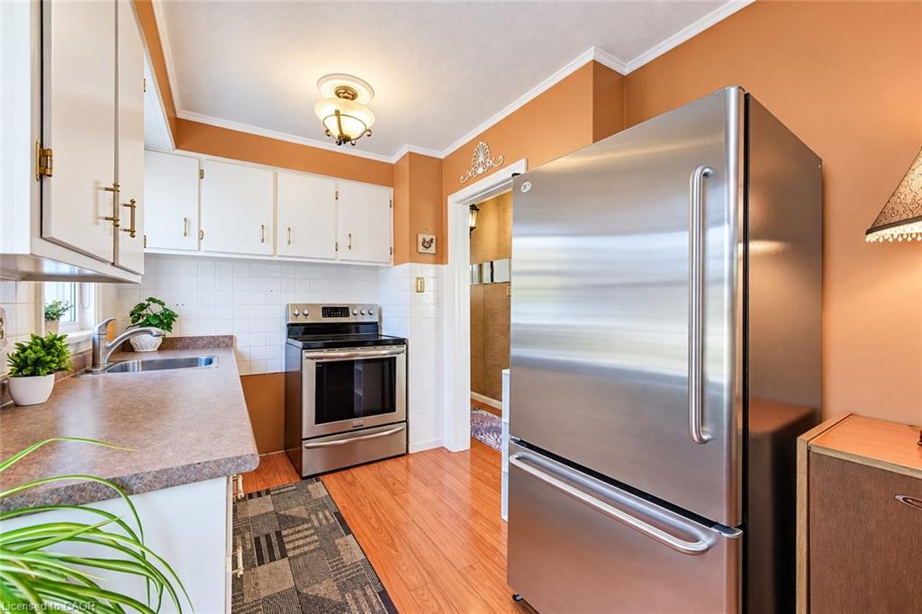 35 Pleasant Avenue Property Photo 10