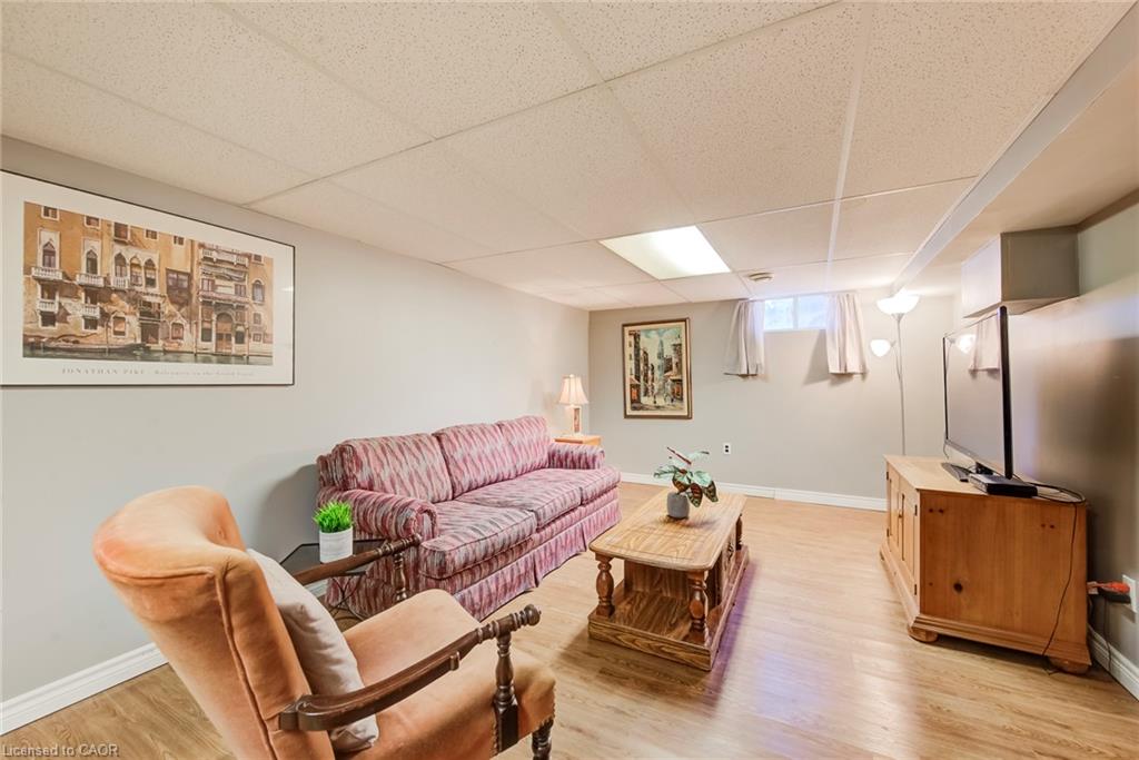 35 Pleasant Avenue Property Photo 29