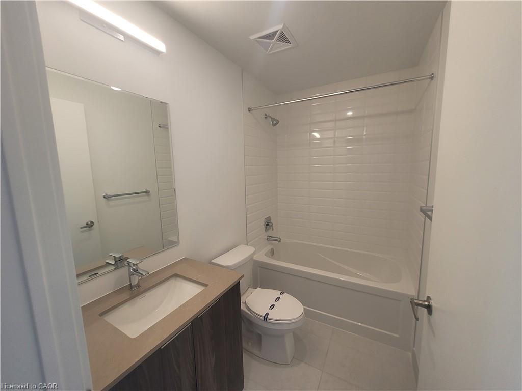 515-740 Whitlock Avenue Property Photo 8