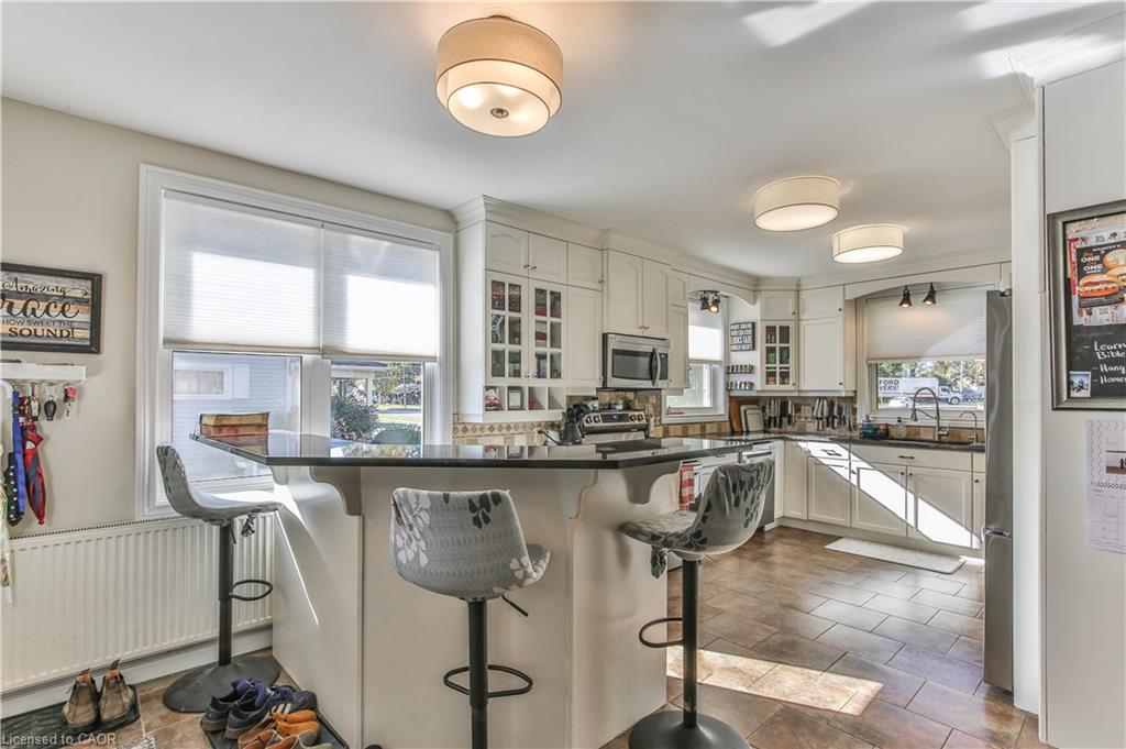 66 Lisgar Avenue Property Photo 3