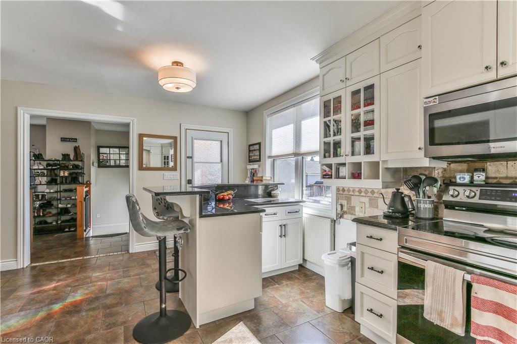 66 Lisgar Avenue Property Photo 11