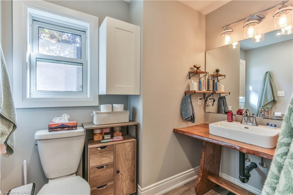 66 Lisgar Avenue Property Photo 17