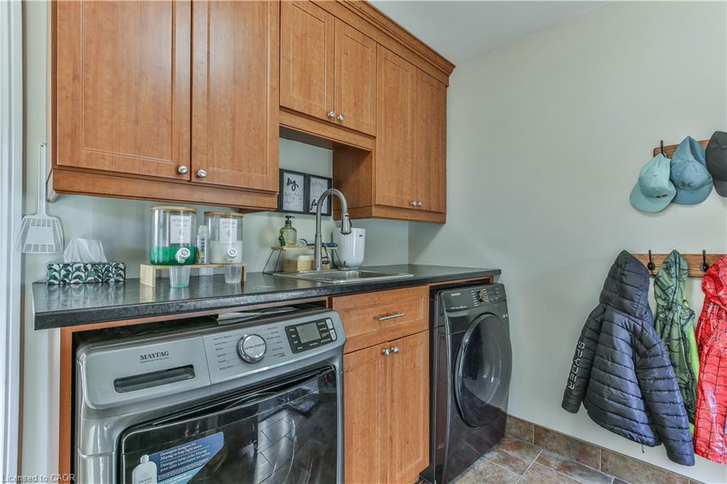 66 Lisgar Avenue Property Photo 22