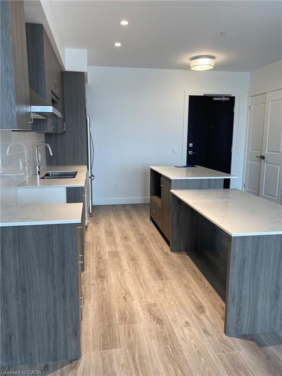 1310-15 Glebe Street Property Photo 8