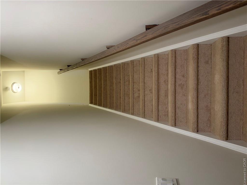 20-859 North Waterdown Drive Property Photo 3