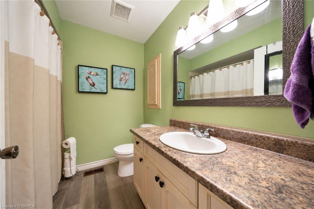 121 Ashgrove Avenue Property Photo 16