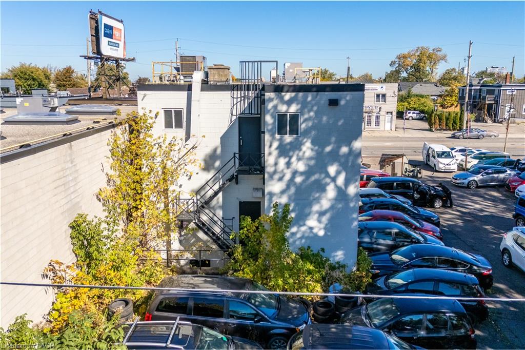 290 Queenston Road Property Photo 36