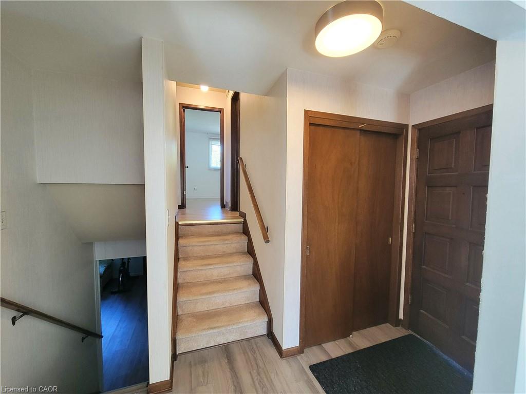 9 Charleen Circle Property Photo 3