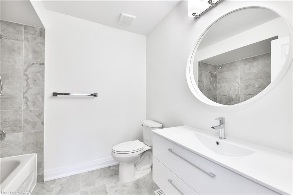 2-4635 Regents Terrace Property Photo 19