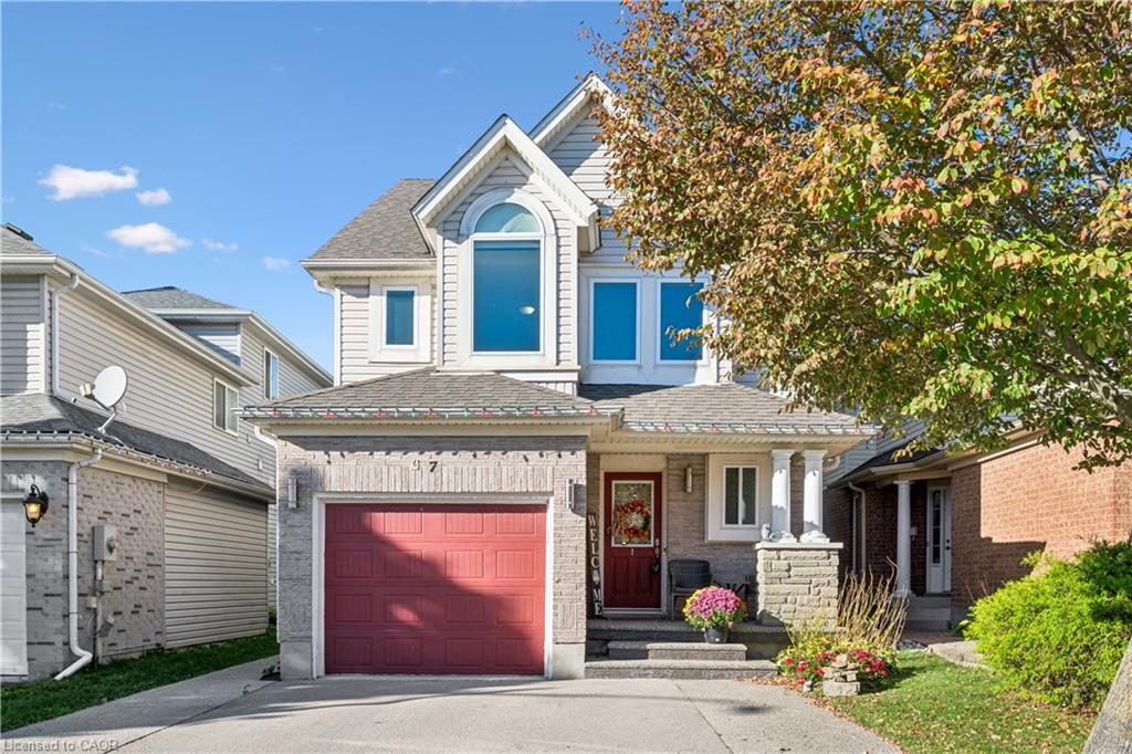 7 Kroeger Crescent Property Photo 1