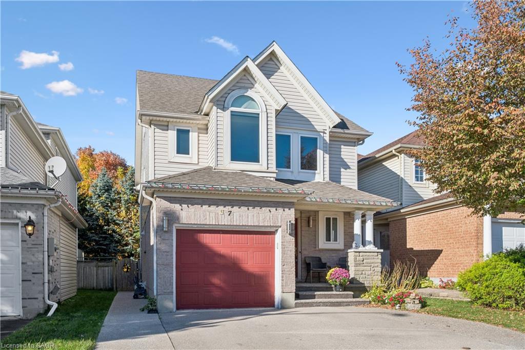 7 Kroeger Crescent Property Photo 3