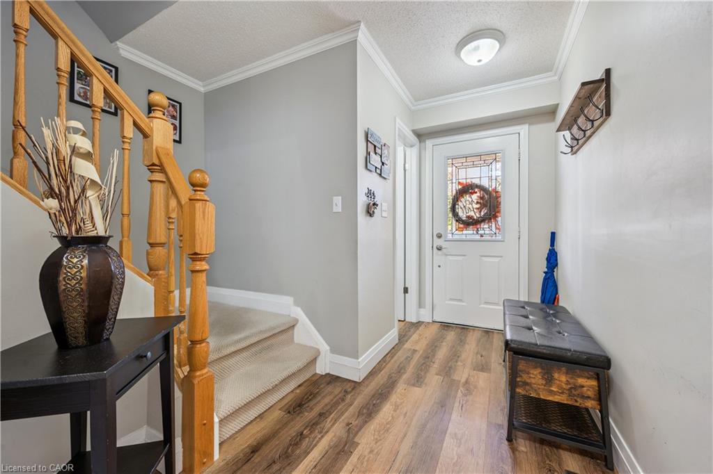 7 Kroeger Crescent Property Photo 5