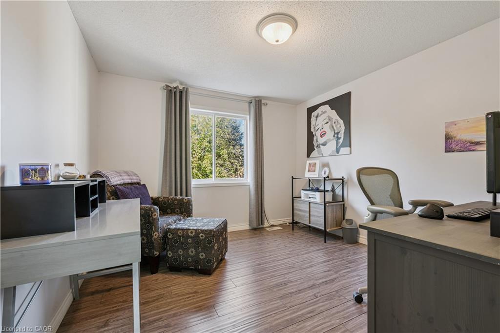 7 Kroeger Crescent Property Photo 15