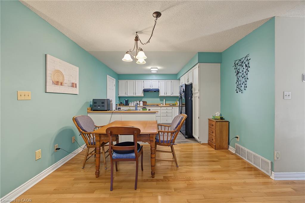 50 Seres Drive Property Photo 4