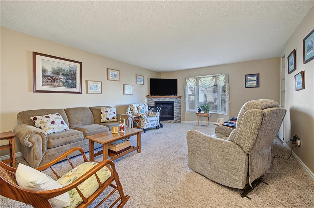 50 Seres Drive Property Photo 7