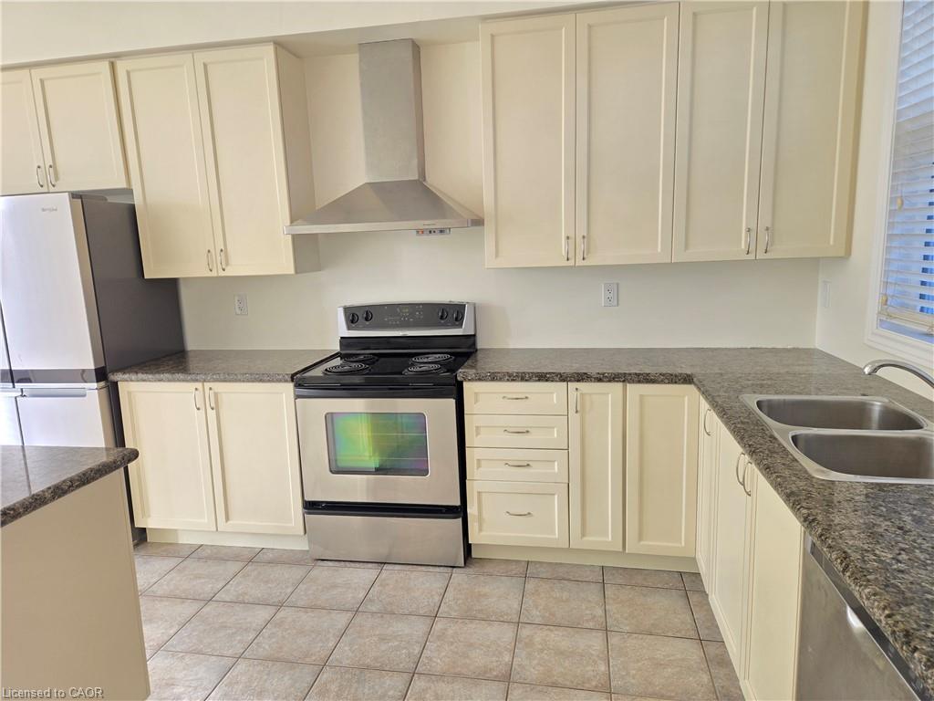 26 Helen Street Property Photo 10