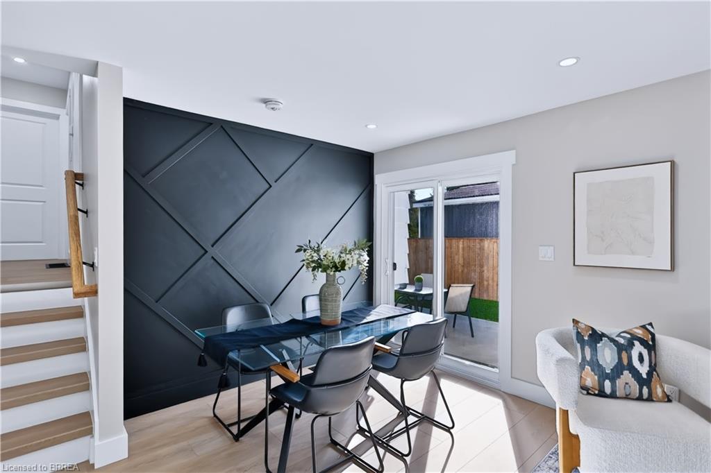 6 Adelaide Avenue Property Photo 11