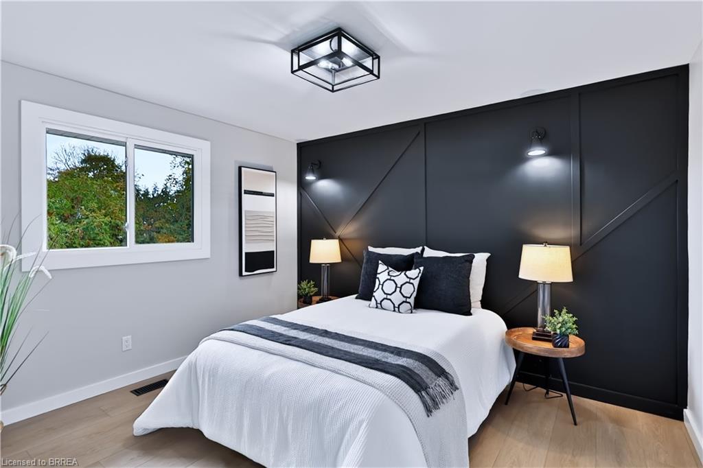 6 Adelaide Avenue Property Photo 14