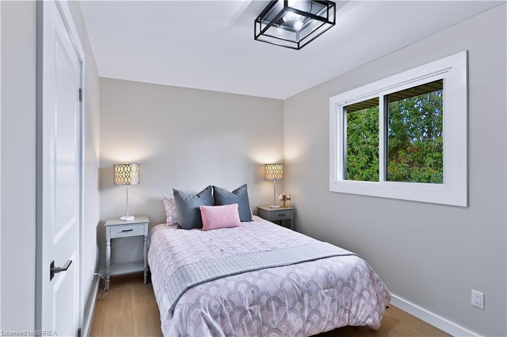 6 Adelaide Avenue Property Photo 16