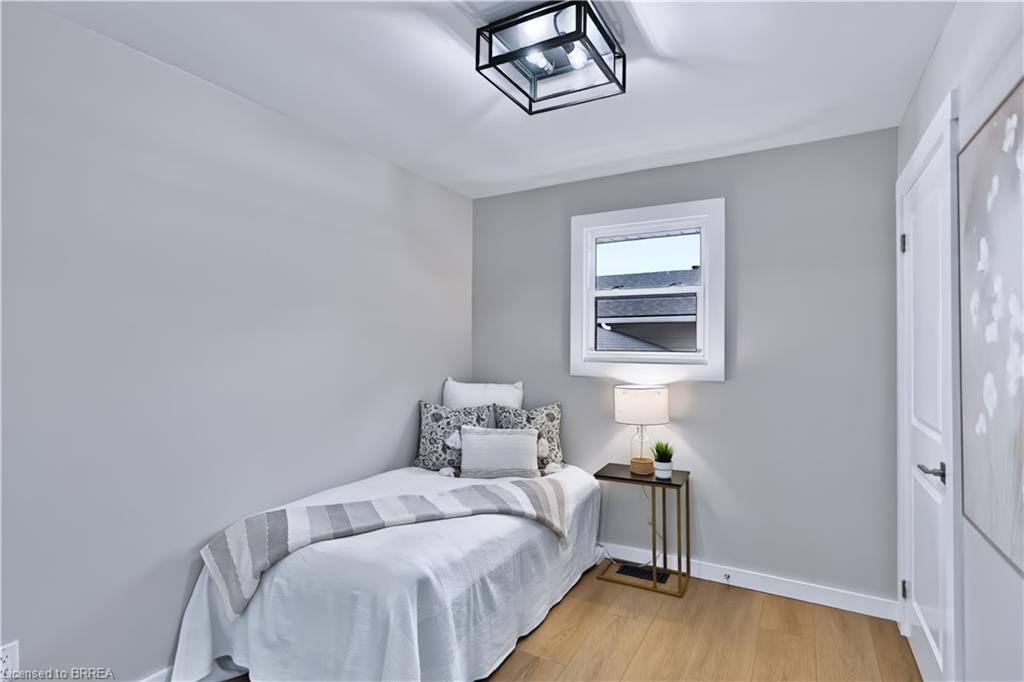 6 Adelaide Avenue Property Photo 18