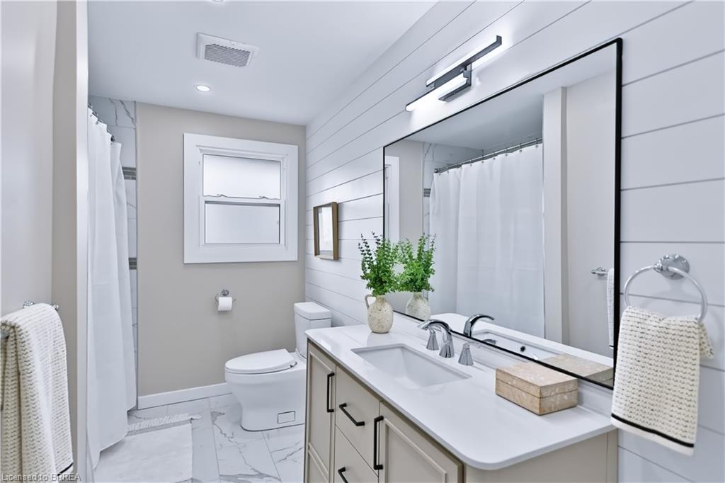 6 Adelaide Avenue Property Photo 19
