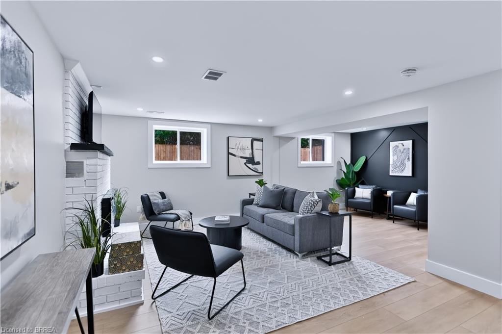 6 Adelaide Avenue Property Photo 21